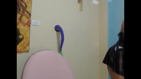 megara_love online show from 11/27/25, 07:38