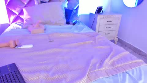 M E G A R A online show from 01/15/25, 07:37