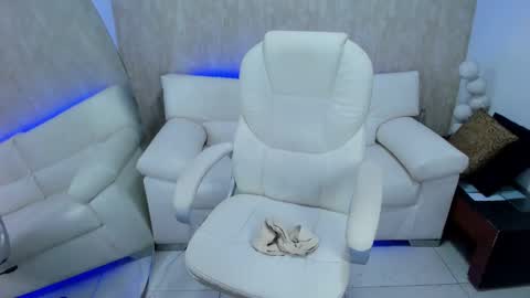 Snapshot of meggan_07 chatting on 01/10/25, 07:25 meggan online show from 01/10/25, 07:25