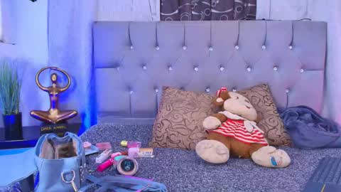 Snapshot of meggan_07 chatting on 11/29/25, 03:48 meggan online show from 11/29/25, 03:48