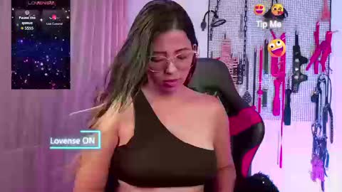 Snapshot of meggan_greey chatting on 09/13/25, 09:58 Your best slave online show from 09/13/25, 09:58