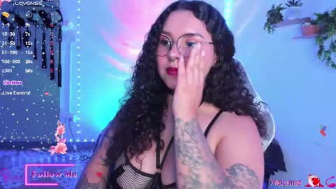   online show from 12/05/25, 03:26