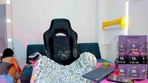 Snapshot of megganjobs chatting on 04/08/26, 02:28 Juli online show from 04/08/26, 02:28