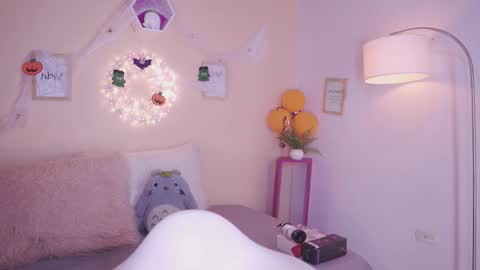 Meggie 1J online show from 10/30/25, 12:34