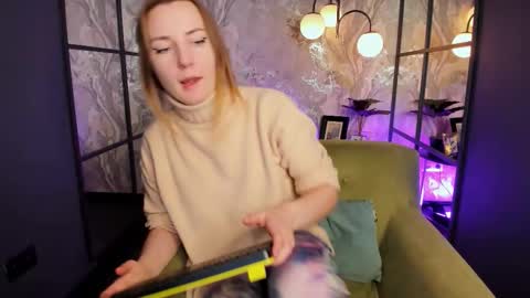 Meggy online show from 01/15/26, 01:26