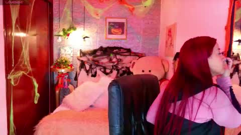 Meghan online show from 10/04/25, 03:04