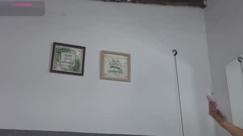 Meghan  online show from 10/20/25, 08:31