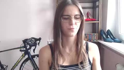 Megi online show from 05/07/26, 01:49