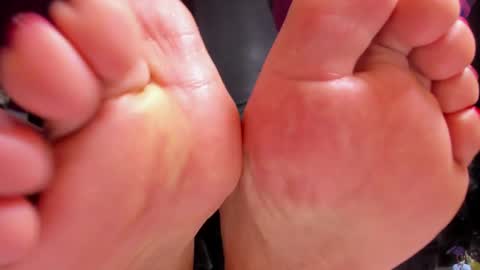 Goddess Sara online show from 02/05/25, 12:10