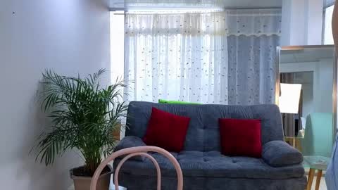 Mei online show from 02/07/25, 07:49