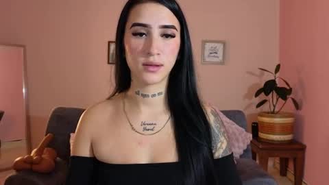 Mei online show from 09/28/25, 12:10