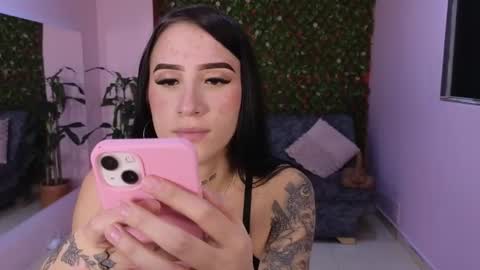 Snapshot of mei_naughtycat chatting on 02/14/26, 08:49 Mei online show from 02/14/26, 08:49