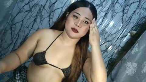 mei_sofia online show from 04/16/26, 10:23