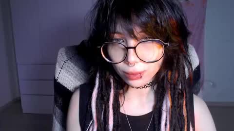 Snapshot of meitenshi chatting on 11/15/25, 05:27 mori3 online show from 11/15/25, 05:27