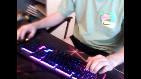 meks5544 online show from 12/31/24, 10:48