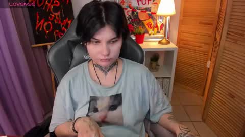 mekurisu online show from 02/02/25, 04:37