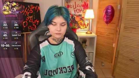 mekurisu online show from 02/10/25, 08:20