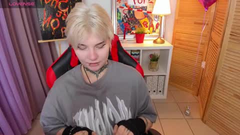 mekurisu online show from 03/07/25, 04:35