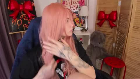 mekurisu online show from 03/07/26, 08:11