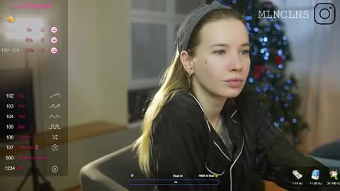 MELANIE  PVT ONLY 60TK PER MIN online show from 12/17/25, 07:47