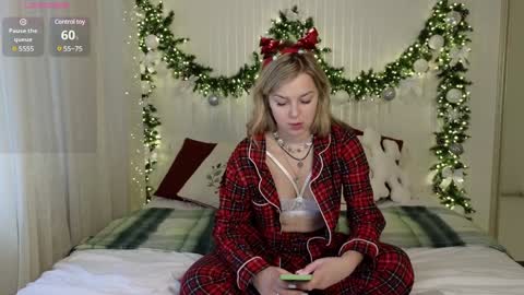 Snapshot of mel_nelson chatting on 12/30/24, 06:20 Mel online show from 12/30/24, 06:20