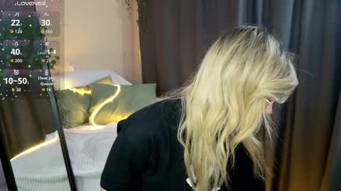 Mel online show from 03/24/26, 11:59