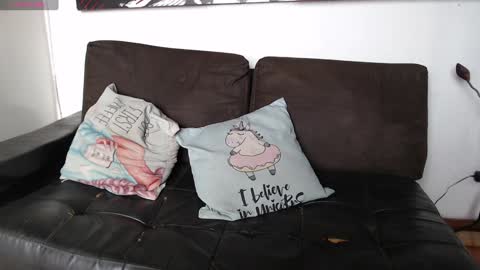 Snapshot of mel_raise chatting on 01/05/25, 05:41 mel raise online show from 01/05/25, 05:41