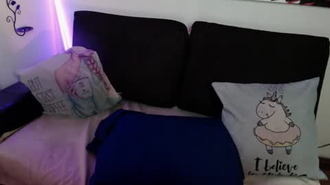 Snapshot of mel_raise chatting on 02/04/25, 09:52 mel raise online show from 02/04/25, 09:52