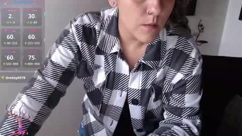 Snapshot of mel_raise chatting on 03/10/25, 10:55 mel raise online show from 03/10/25, 10:55