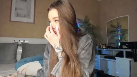  Start every day 2000 - 700 online show from 02/21/26, 06:42