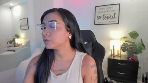 melan_owen online show from 07/10/26, 10:51