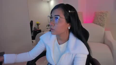melan_owen online show from 07/12/26, 11:01