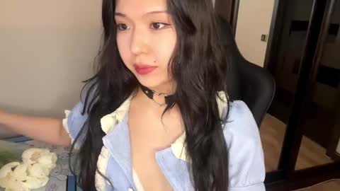 Snapshot of melana_love chatting on 03/08/25, 11:16 Melana online show from 03/08/25, 11:16