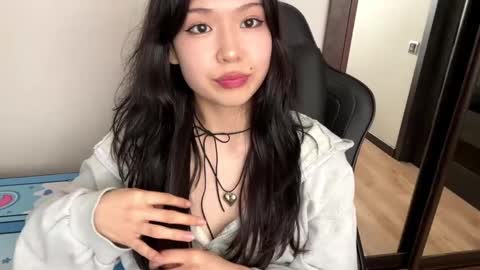 Snapshot of melana_love chatting on 03/10/25, 10:59 Melana online show from 03/10/25, 10:59