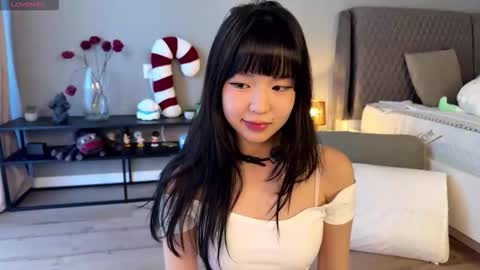 Snapshot of melana_love chatting on 12/18/25, 10:10 Melana online show from 12/18/25, 10:10