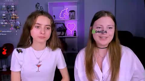 Snapshot of melani_bumm chatting on 11/28/25, 03:36 melani_bumm online show from 11/28/25, 03:36