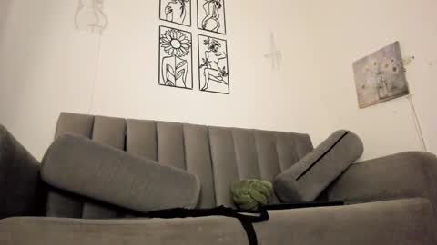 Snapshot of melani_greyy chatting on 01/28/25, 12:15 melani greyy online show from 01/28/25, 12:15