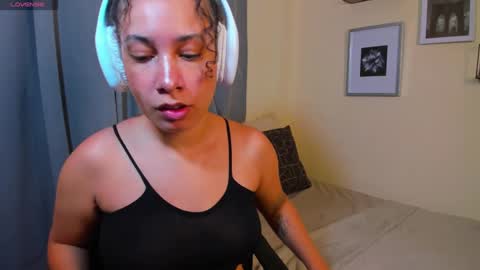 Snapshot of melaniacosta chatting on 10/02/25, 11:23 melani online show from 10/02/25, 11:23