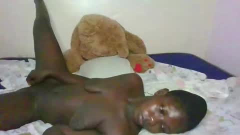 melanie_bae1 online show from 05/06/26, 06:08