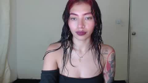 Melanie roux  online show from 02/16/25, 06:10