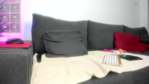 Snapshot of melanie_way chatting on 09/27/25, 05:07 melanie_way online show from 09/27/25, 05:07