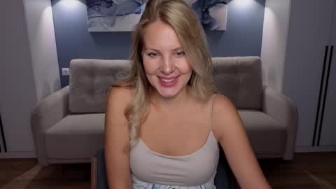 Melanie Bennett online show from 09/16/25, 06:14