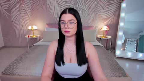 Melanie online show from 01/16/25, 04:50