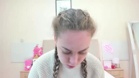 Melania online show from 04/11/26, 05:34