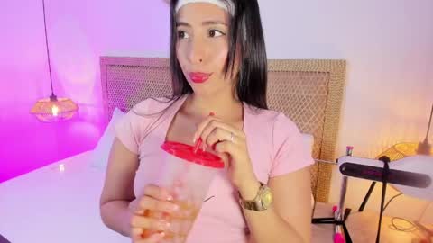 melaniejeann_ online show from 05/20/26, 02:29