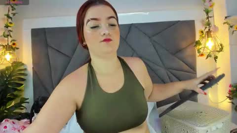 Melanie online show from 12/17/25, 11:38