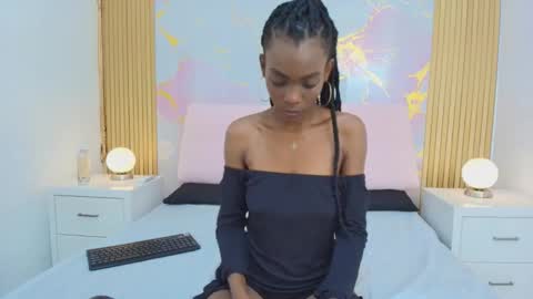 Snapshot of melaniepatton chatting on 09/27/25, 12:54 Melanie online show from 09/27/25, 12:54