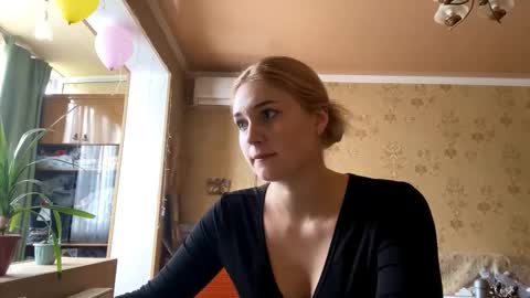 Marry online show from 11/28/25, 07:22