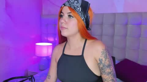 Melanie Roux online show from 01/21/25, 08:00