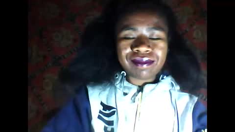 melanih online show from 09/10/25, 03:50